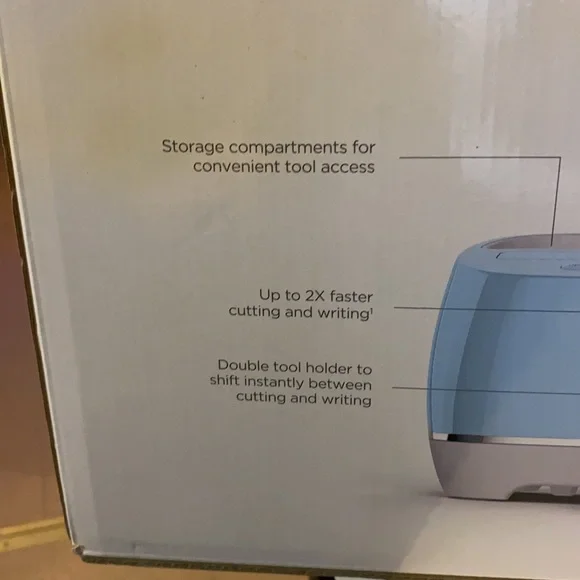 Cricut Explore Air 2 in the color Light Blue Brand New - Picture 4 of 9